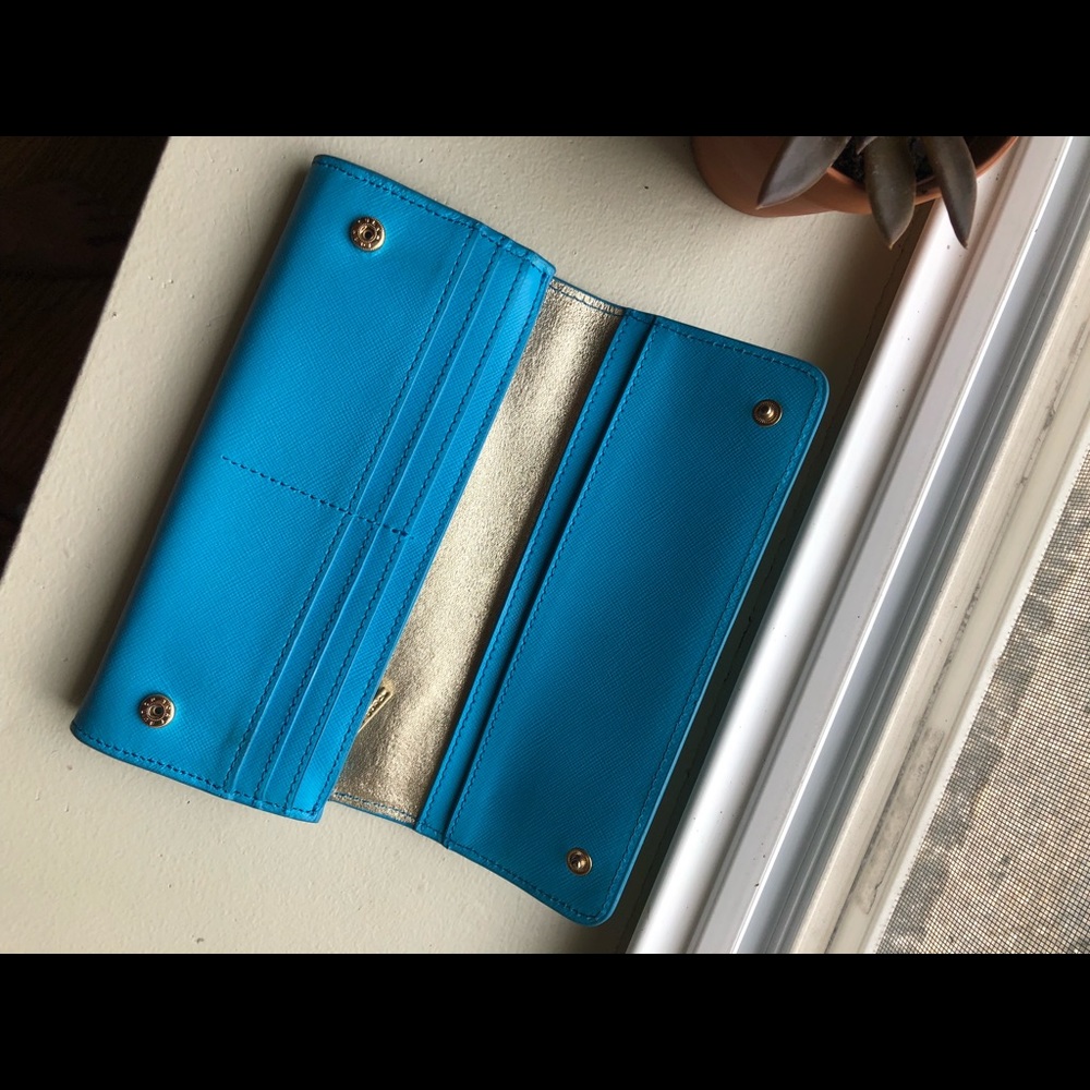 Tory Burch Robinson Continental Envelope Wallet - Picture 3 of 8